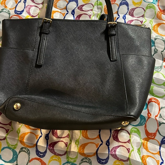 Black And Gold Michael Kors Tote Bag Purse - Picture 6 of 8